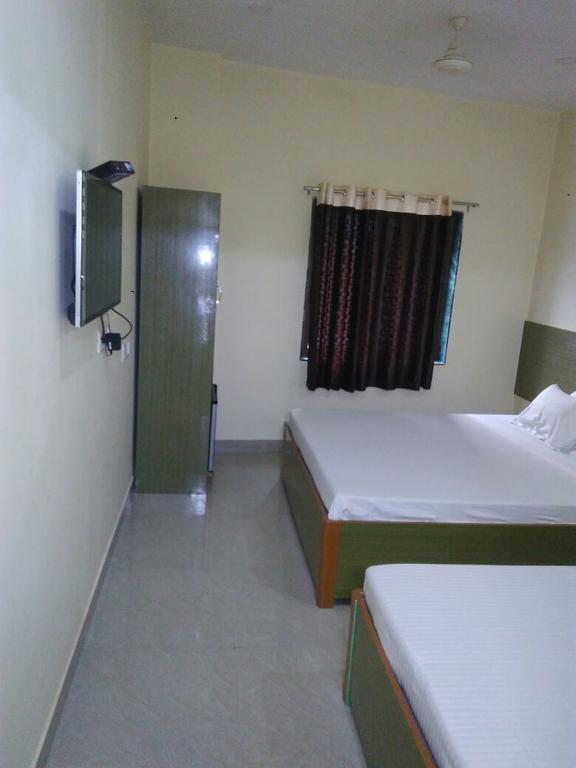 Oyo 66643 Khan Guest House Колката Екстериор снимка
